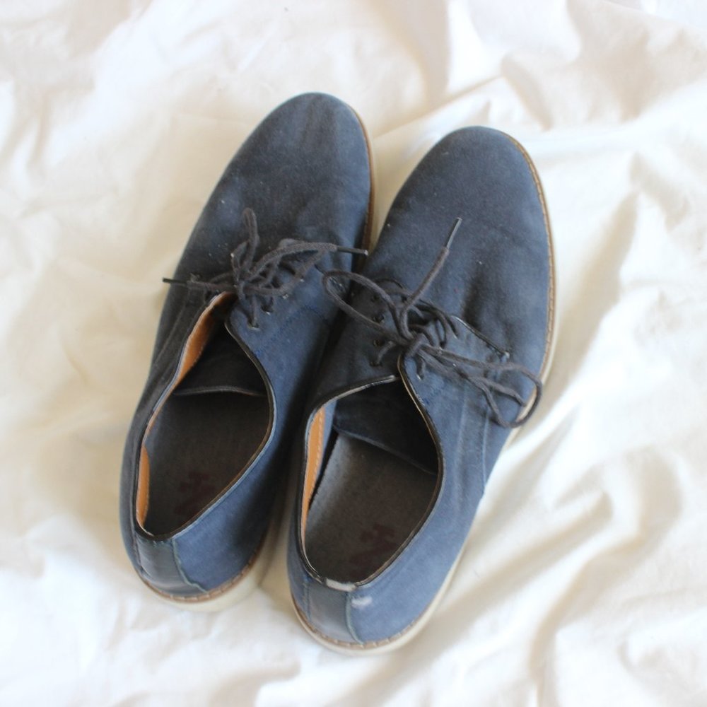 IZOD Blue Suede Dress Shoes